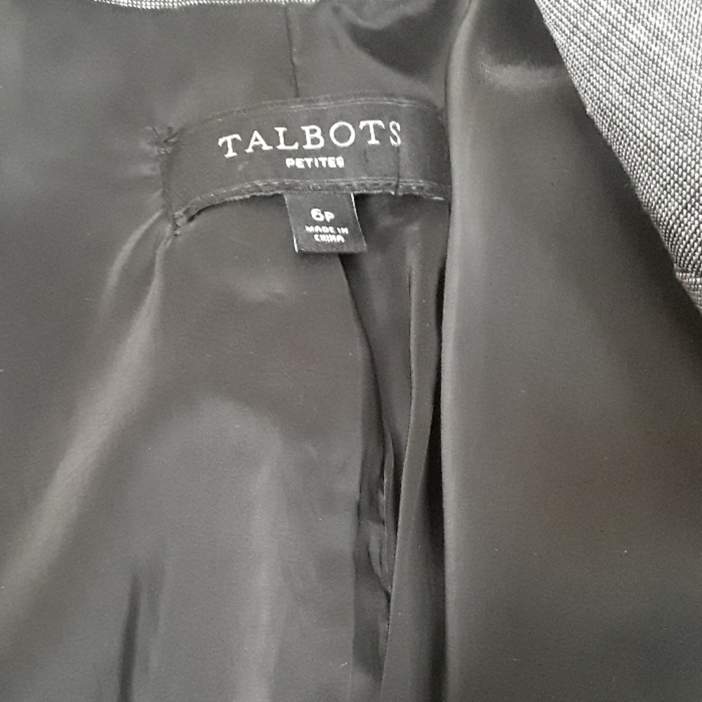Talbots Single Button Gray Blazer - Size 6P - Picture 6 of 8